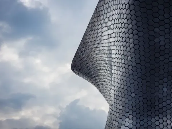 building-of-the-soumaya-museum-in-mexico