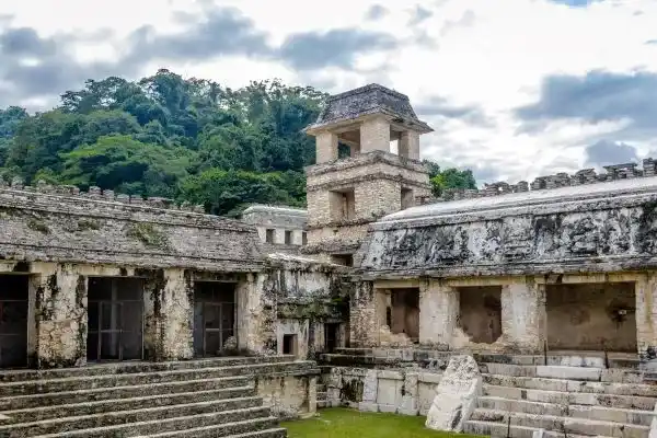 palace-and-observatory-at-mayan-ruins-of-palenque